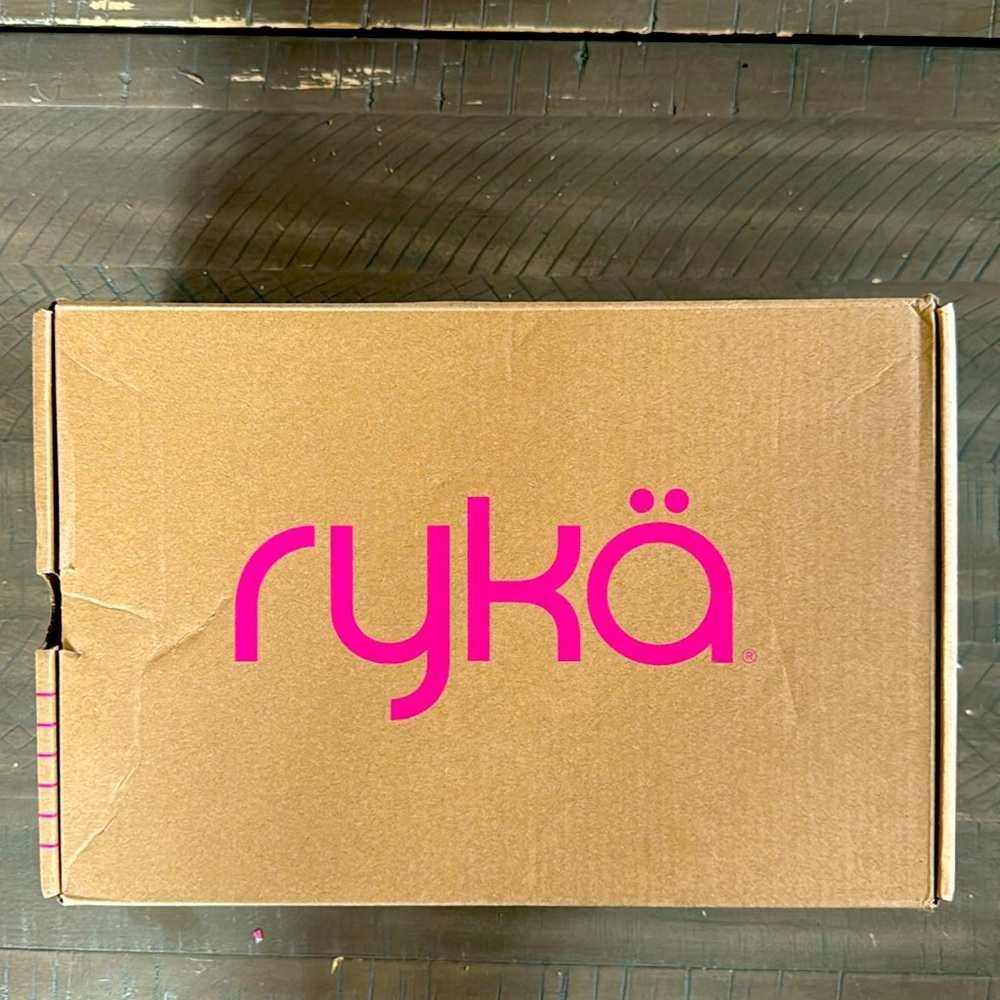rykä devotional walking shoes